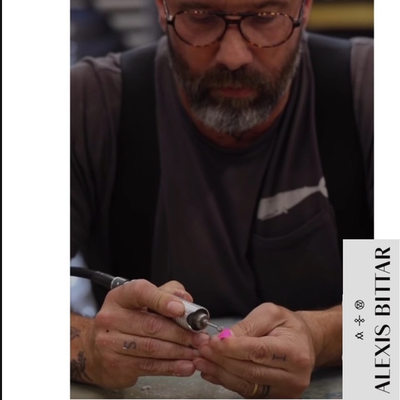 ALEXIS BITTAR NWT Grey Blue Hand Carved Painted Lucite Pyramid Post Earrings - Picture 10 of 10